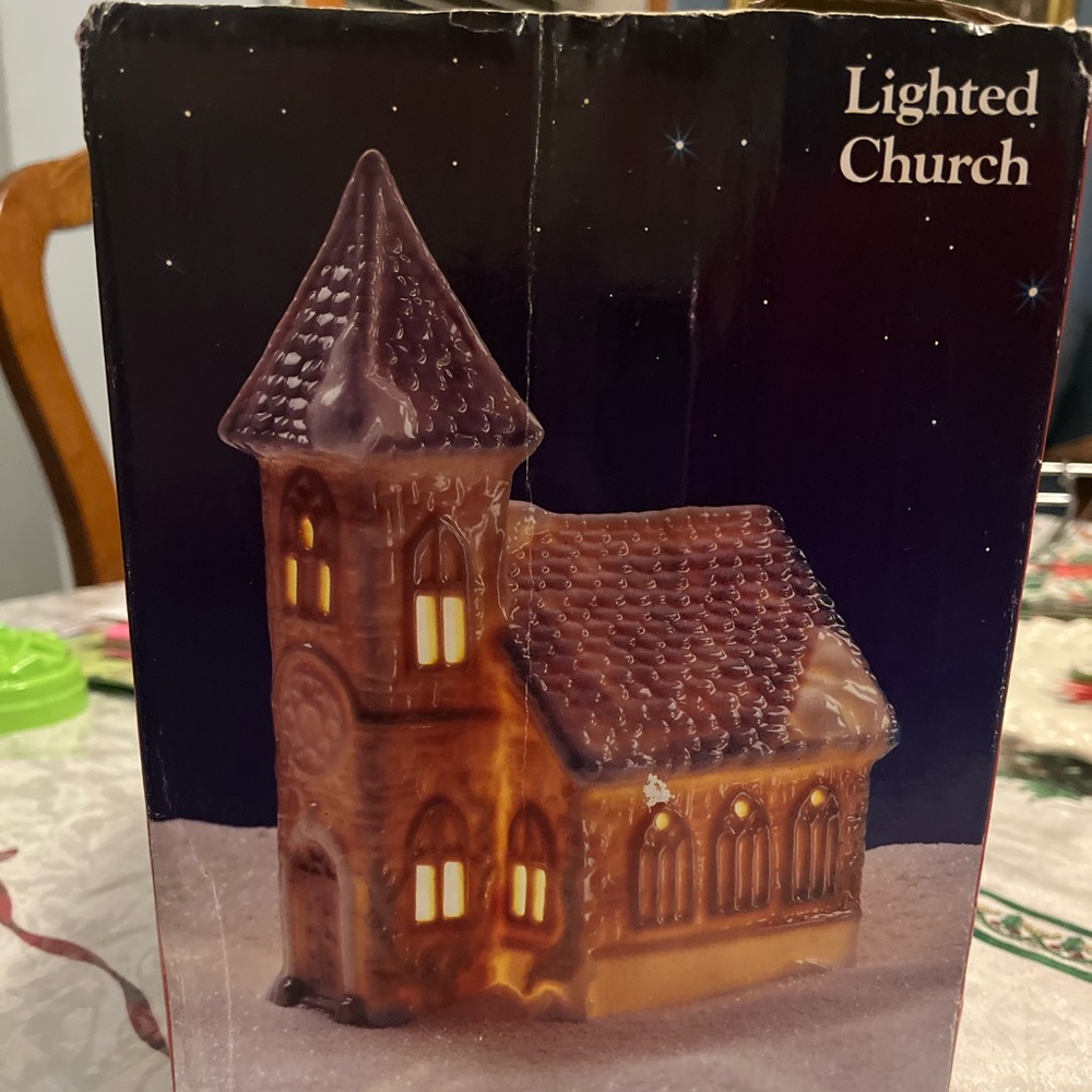 Dickens’s Porcelain Lighted Church